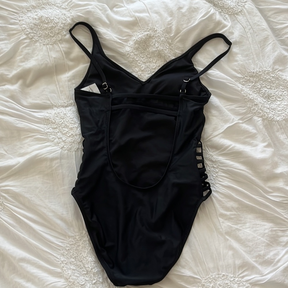 Sexy One Piece Bathing Suit With Cutouts Gem